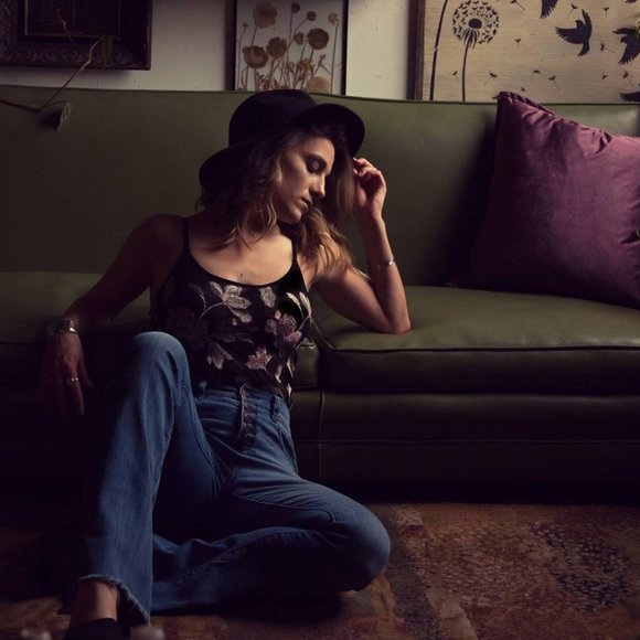 Meet your rad Posher, Sarah - Picture 10 of 11